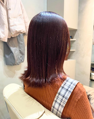 外ハネミディアム　ピンクブラウン