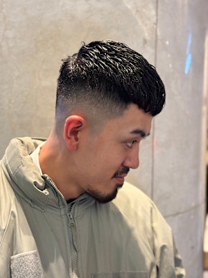 クロップ×濡れパン