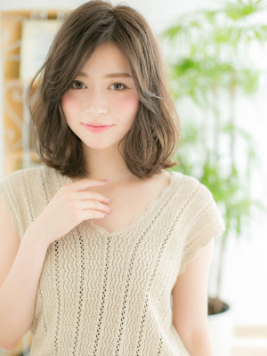 【仙台 loki】プラチナベージュゆるふわくびれヘア