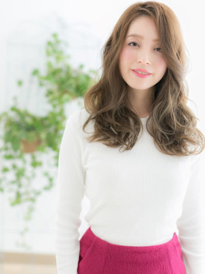 ウルフパーマでセミウェットウェーブ