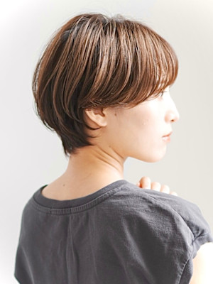 前下がりショート・ボブ/絶壁解消/前髪あり/40代/30代