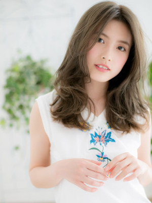 【博多 美容室Blue】ハイライトカラーで韓国風ヨシンモリ