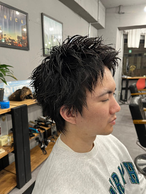 WAVY 桜木町×スパイキーショート