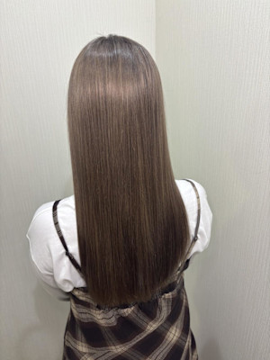 シルバーベージュ