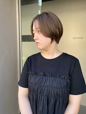 アッシュベージュ×ショート