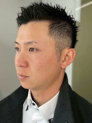 ベリーショート アップバング ツーブロック ビジネス 30代