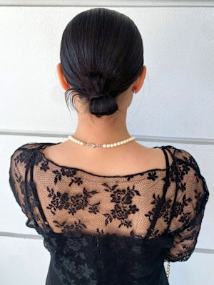 結婚式ヘアセット タイトアレンジ お団子 カチモリ 20代