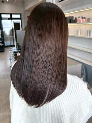 チョコレートブラウン 深みカラー 髪質改善カラー セミロング