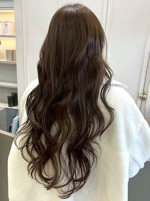 オリーブベージュ ブリーチなしダブルカラー 巻き髪ロング