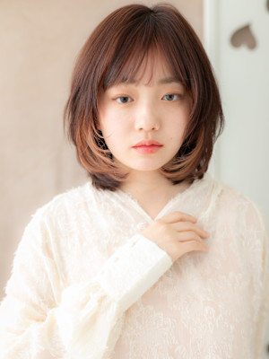 イヤリングカラーシャギーミディアムレイヤーカット20代30代