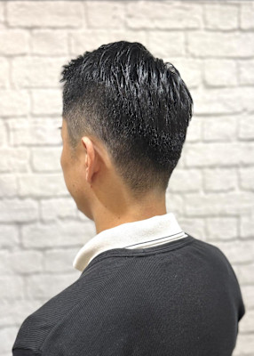 サッパリ短くフェードショート