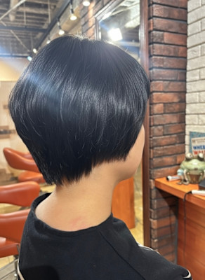 横顔美人！艶髪コンパクトショート【018スタイル】