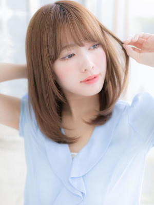 大人可愛いシースルーバングくすみベージュ　リタッチカラー