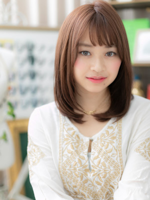 暖色系カラー大人かわいい内巻きワンカール　リタッチカラー