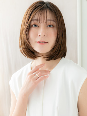 リタッチカラー大人美人前下がりワンカール小顔ボブ30代40代