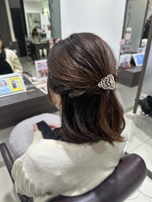 ハーフアップアレンジ