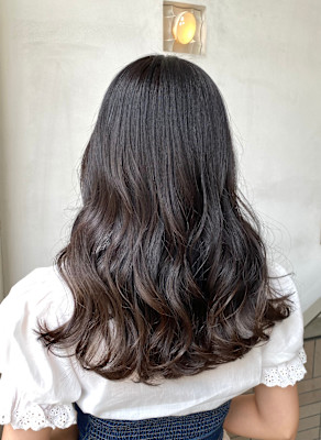 【韓国風ウェーブ】弱めレイヤーカット・艶グレージュ