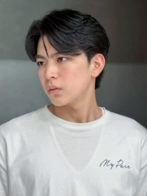 センターパートブルーブラックフェザーパーマ_ba561601