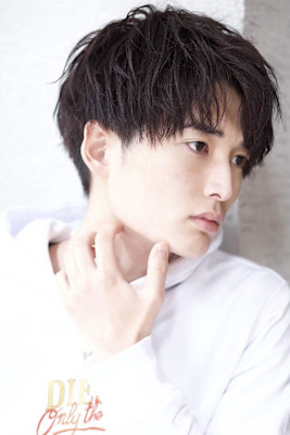 ナチュラルハーフアップ