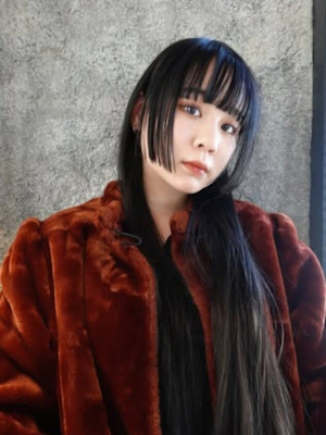 前髪あり ストレートロング 姫カット ステップカット