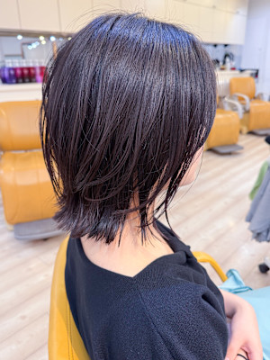 【morio成増/児玉】　ミディアムレイヤー　暗髪