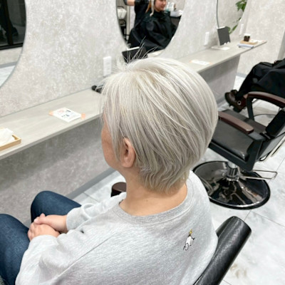 ホワイトシルバー