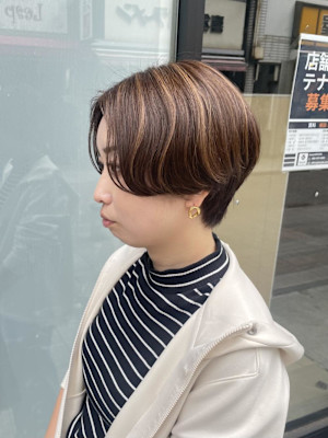 ショート×ボブ×ハイライトカラー×ベージュカラー×横浜