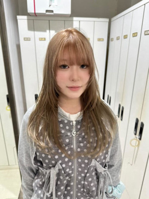 ミルクティーベージュ