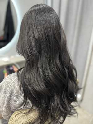 ブラックグレージュ