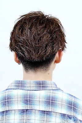 コンマバングショートフェザーマッシュ