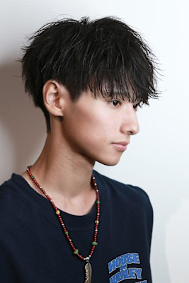 シースルー束感ヘア