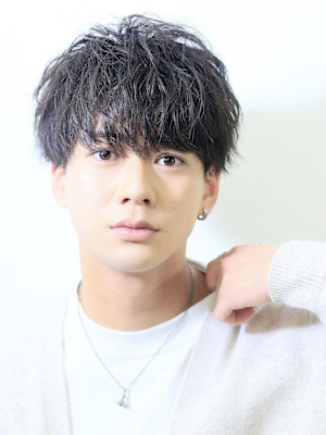 細束でふんわりスパイラルパーマ