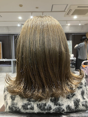 ブリーチ無しのオリーブ系外ハネボブ