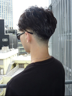 スキンフェード　毛流れパーマ