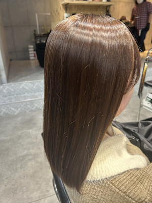 艶感しっかり☆ティアラ縮毛矯正