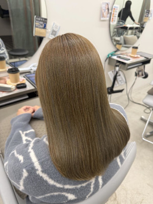 ブリーチなしオリーブベージュ