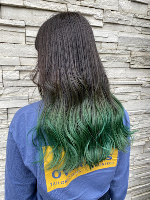 グラデーションカラーグリーン