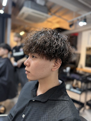 神田脩弥/刈り上げマッシュ/ツイスパ