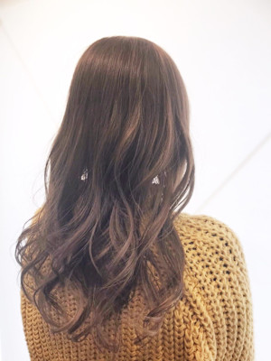 ブロッサム　東武練馬「髪質改善/脱白髪染め/ハイライト」