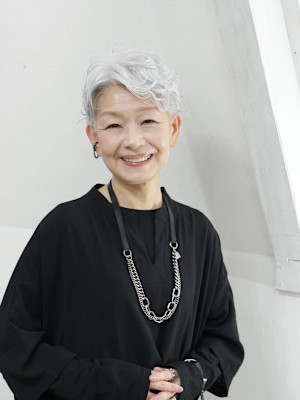 グレイヘアパーマ/大人ショート/ショートパーマ