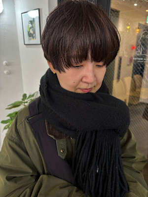 ショート　マッシュ　グレージュ