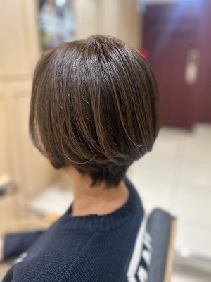 マロンベージュ