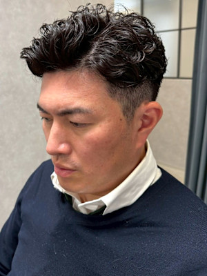 アップバング ビジネスパーマ ツーブロック サイドパート