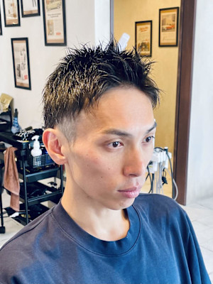 【30代 男性】ロンドンスパイキーツーブロ（大宮/バーバー）