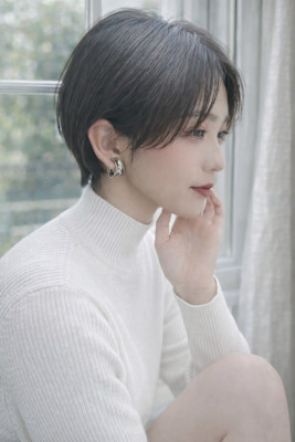 上質シルエットショート