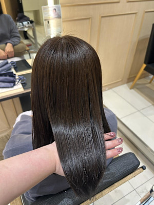 オリーブブラウン