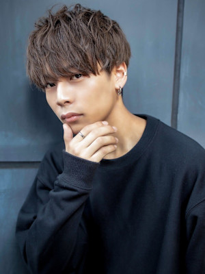 メンズカジュアル