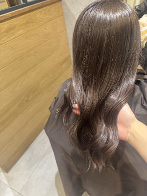 ミルキーグレージュ