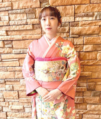 二十歳の集いシニヨンヘア