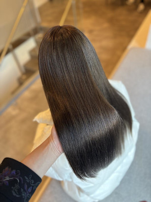 ブリーチなしオリーブグレージュ